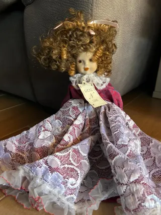 Bambole in ceramica da collezione.