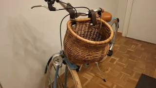 Bicicleta Paseo Mujer Azul Cesta Vintage