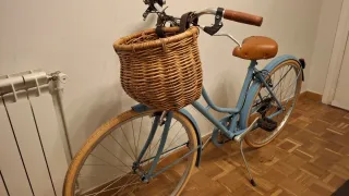 Bicicleta Paseo Mujer Azul Cesta Vintage