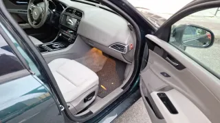 Jaguar XE 2016