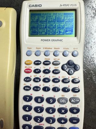 Calculadora Gráfica Casio fx-9750G PLUS