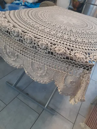 Tovaglia uncinetto beige e marrone