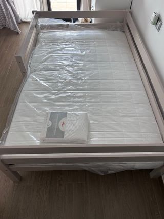 Cama infantil 120x190 cm nueva