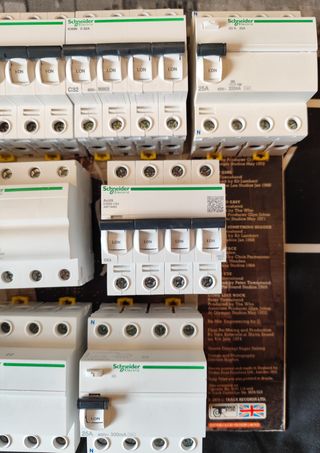 Diferencial Automático Magnetotermico 25,3,40,63..