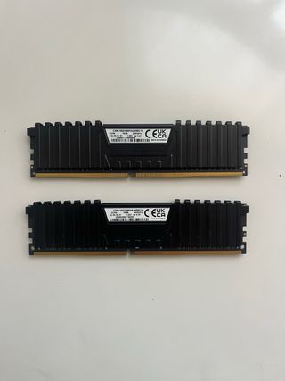 Corsair Vengeance LPX DDR4 32GB (2x16GB) 2400MHz