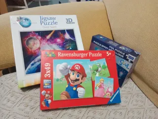 Lote 3 Puzzles Ravensburger, Disney, Space