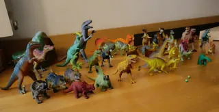 Pack 35 dinosaurios de juguete