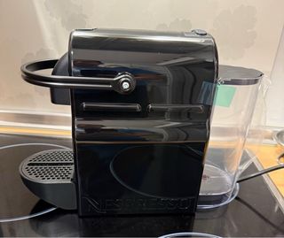 Cafetera Nespresso Inissia Nueva