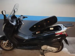 Honda S-wing 125cc Negra