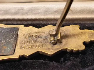 Militaria Fecho de combate corpo a corpo em ouro