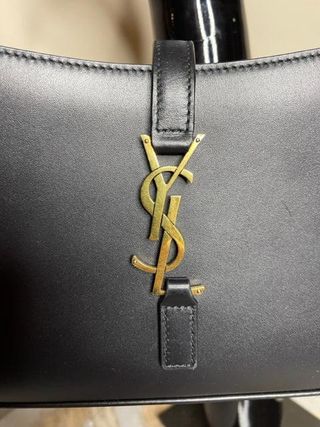 Bolso Saint Laurent Paris (YSL) – Piel Negra