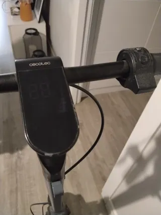 Patinete Cecotec D30XL