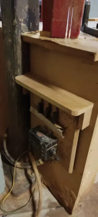 Sierra de cinta para carpintería.