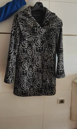 Abrigo Sweet Miss Negro y Blanco