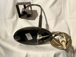 Lámpara de mesa metálica estilo vintage