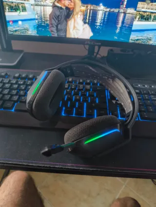 ( URGE VENTA ) SETUP COMPLETO CON ESCRITORIO Y 2 M