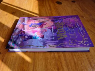 La magia de la luna / The Magic of the Moon (Se...