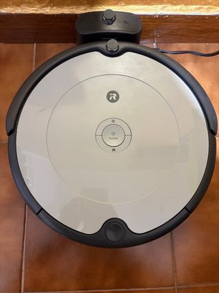 Roomba 698 robot aspirapolvere