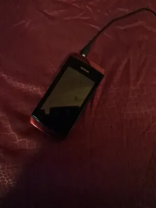 Nokia rosso asha 305