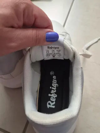 Sneakers Refrigue bianche