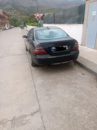 Mercedes-Benz  CLK 2003