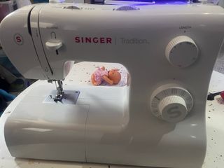 Máquina de Coser Singer Tradition 2282