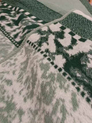 Manta Mora para cama de 135