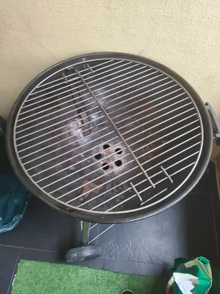 Barbacoa Negra Metal urge