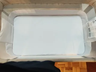 Cuna de bebé casi nueva