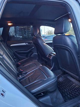 Audi SQ5 2015