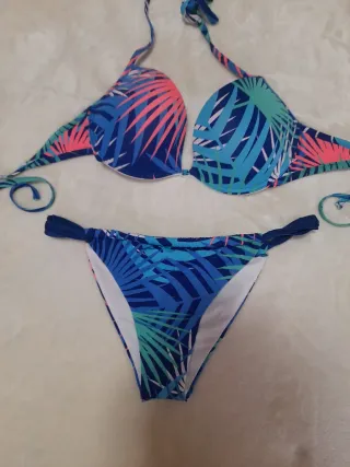 Lote Bikini multicolor, estampados muy alegres