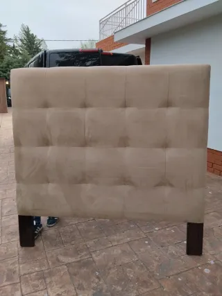 Cabecero terciopelo matrimonio beige