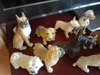 Colección figuras perritos