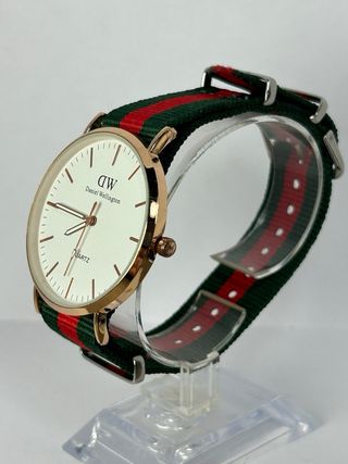 Reloj Daniel Wellington Oro y Verde