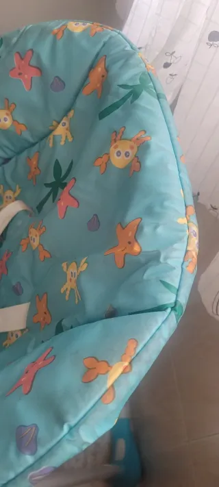 Trona de bebé con estampado marino