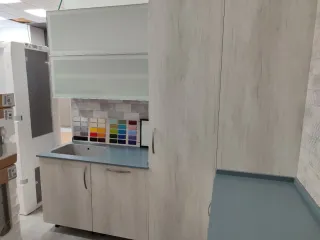 Muebles de cocina metálicos nuevos