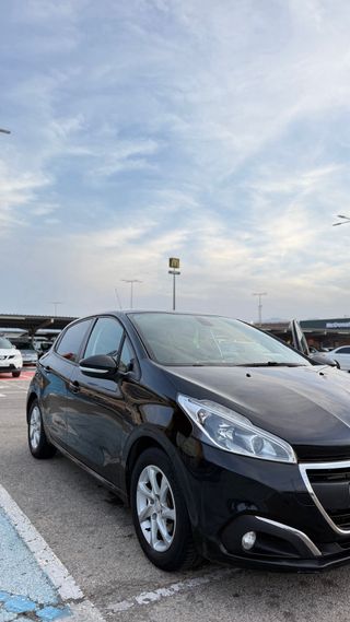 Peugeot 208 2016