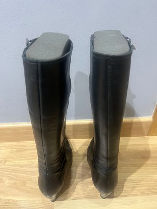 Botas altas negras talla 39