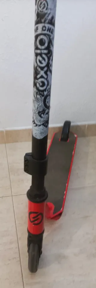 Patinete Freestyle Oxelo Negro y Rojo