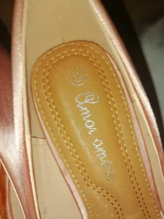 Zapatos de raso rosa