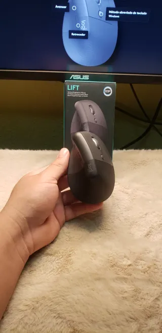 Raton Logitech Lift Vertical