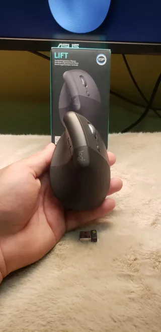 Raton Logitech Lift Vertical