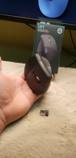 Raton Logitech Lift Vertical