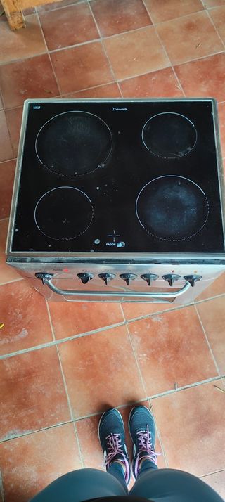 Horno y vitrocerámica Fagor
