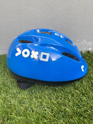 Casco bici azul infantil