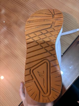 Zapatos blancos para mujer o hombre