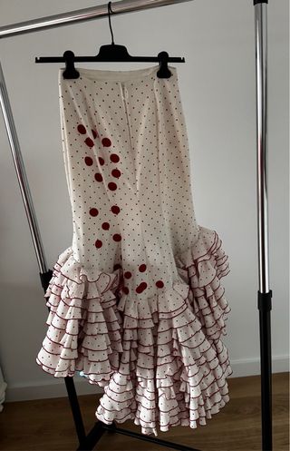 Traje Flamenca con Bata de Cola