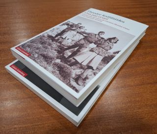 LOTE 2 LIBROS DE THEODOR KALLIFATIDES