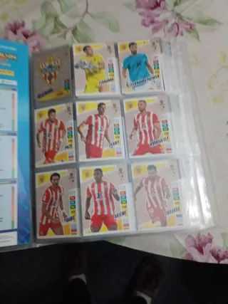 Álbum Adrenalyn 2022-23 con 376 cromos