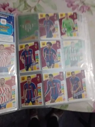 Álbum Adrenalyn 2022-23 con 376 cromos